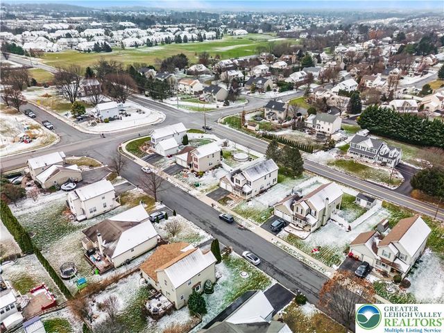 30 Crown Drive, Forks Twp, PA 18040