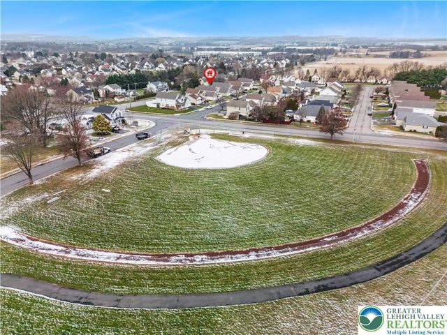 30 Crown Drive, Forks Twp, PA 18040