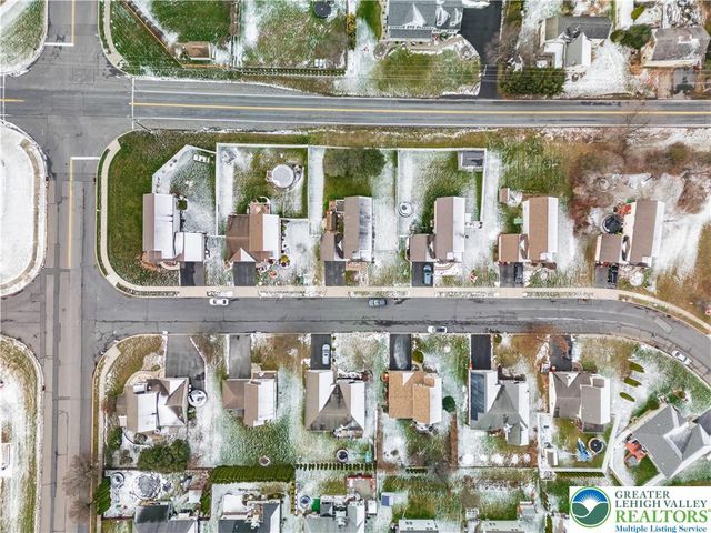 30 Crown Drive, Forks Twp, PA 18040