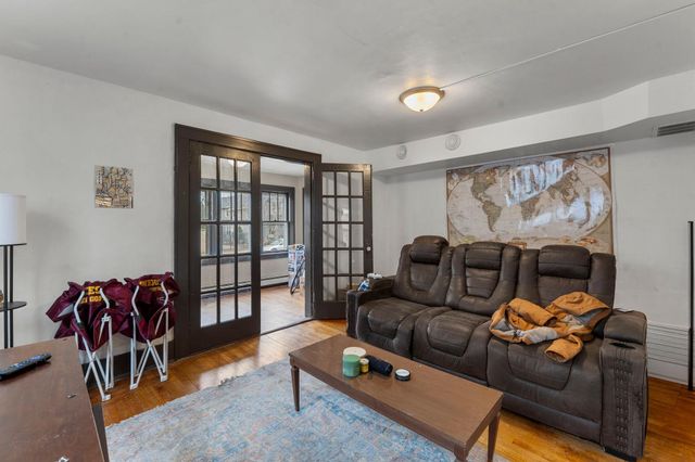 1715 6th Street NE, Minneapolis, MN 55413