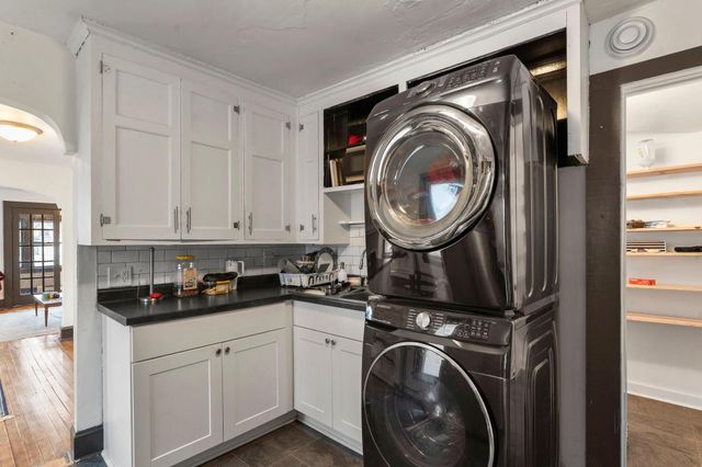 1715 6th Street NE, Minneapolis, MN 55413