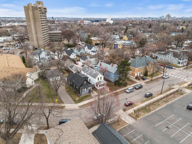 1715 6th Street NE, Minneapolis, MN 55413