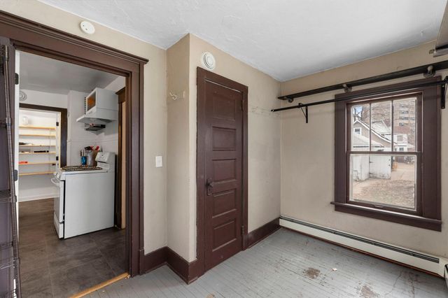 1715 6th Street NE, Minneapolis, MN 55413