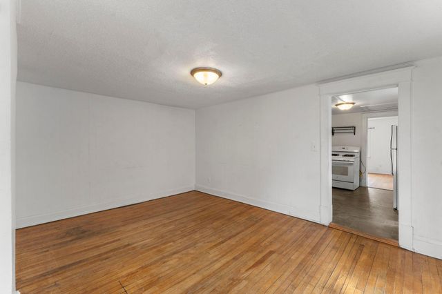 1715 6th Street NE, Minneapolis, MN 55413