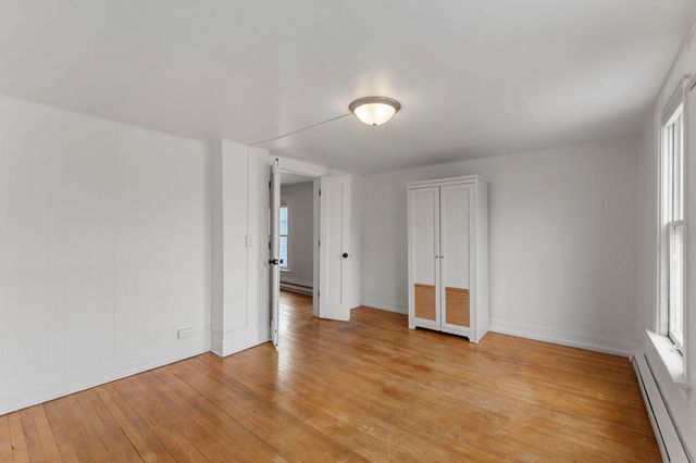 1715 6th Street NE, Minneapolis, MN 55413