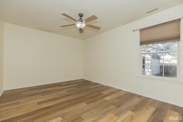 1719 Seasons Ridge Boulevard, Evansville, IN 47715