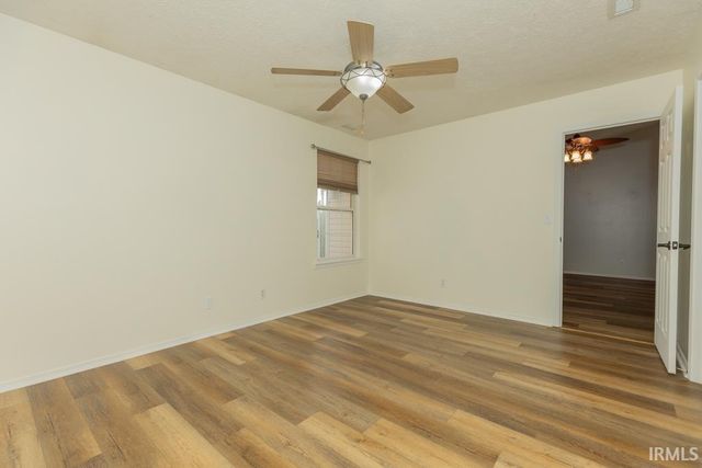 1719 Seasons Ridge Boulevard, Evansville, IN 47715