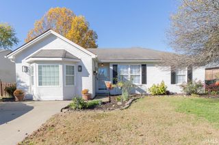 1719 Seasons Ridge Boulevard, Evansville, IN 47715