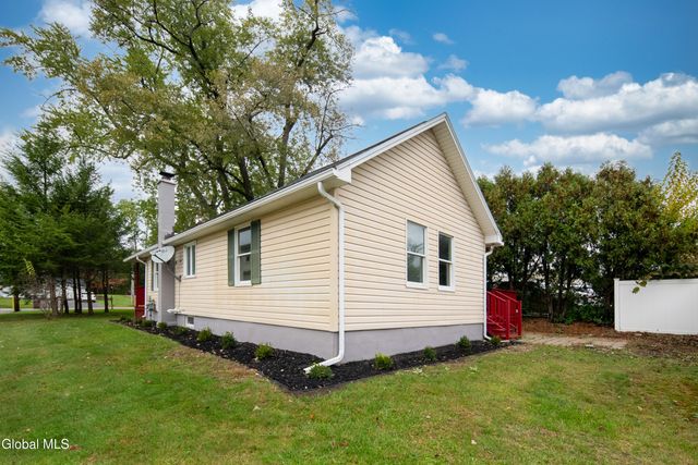 644 Delaware Avenue, Bethlehem, NY 12054