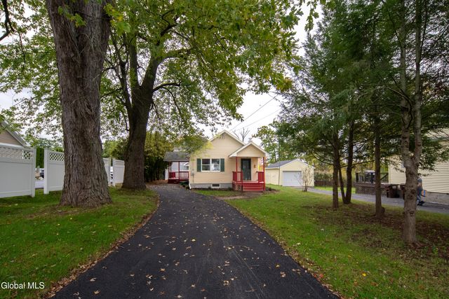 644 Delaware Avenue, Bethlehem, NY 12054