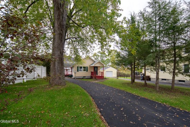 644 Delaware Avenue, Bethlehem, NY 12054