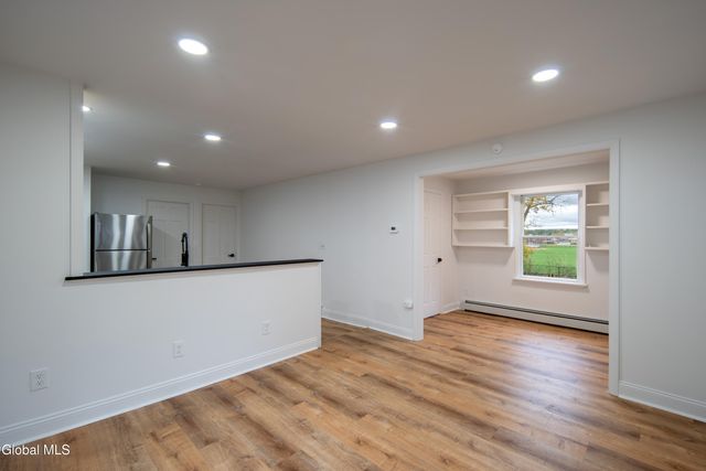 644 Delaware Avenue, Bethlehem, NY 12054