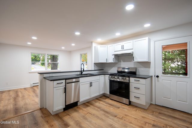 644 Delaware Avenue, Bethlehem, NY 12054