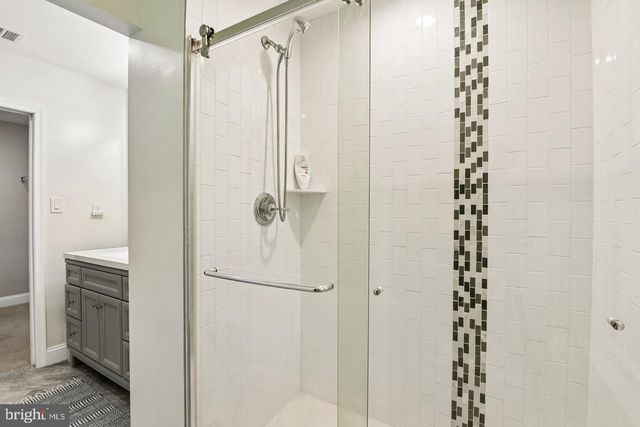 8715 CRESTMONT LN, Laurel, MD 20708