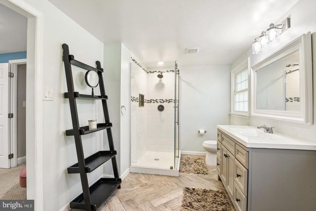 8715 CRESTMONT LN, Laurel, MD 20708