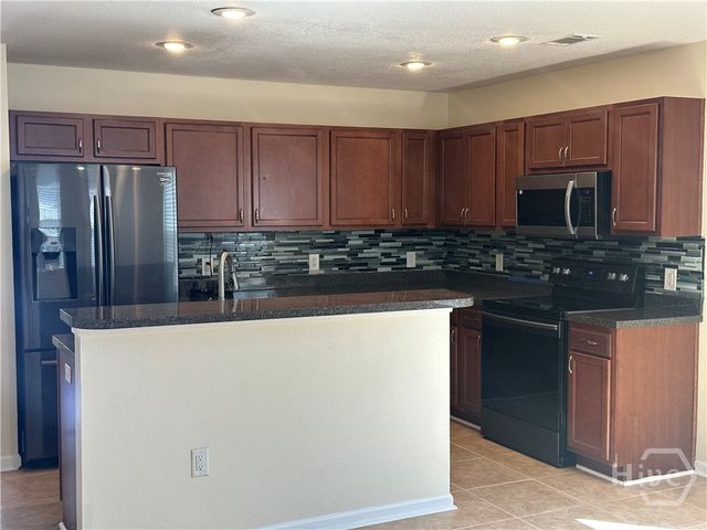 319 Governor Gwinnett Way, Pooler, GA 31322