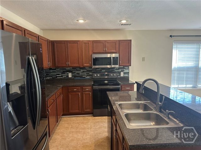 319 Governor Gwinnett Way, Pooler, GA 31322