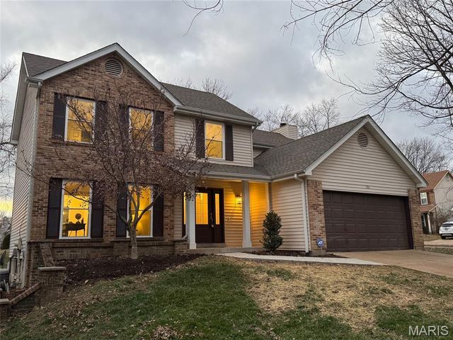 190 Oakbriar Farm Drive, Ballwin, MO 63021