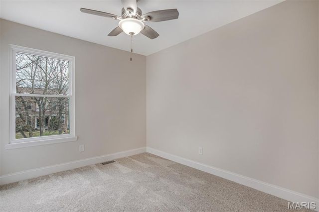 190 Oakbriar Farm Drive, Ballwin, MO 63021