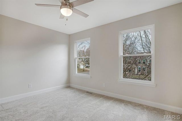 190 Oakbriar Farm Drive, Ballwin, MO 63021