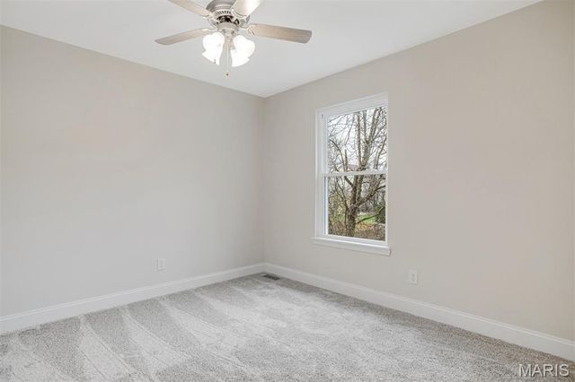 190 Oakbriar Farm Drive, Ballwin, MO 63021