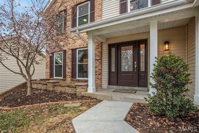 190 Oakbriar Farm Drive, Ballwin, MO 63021