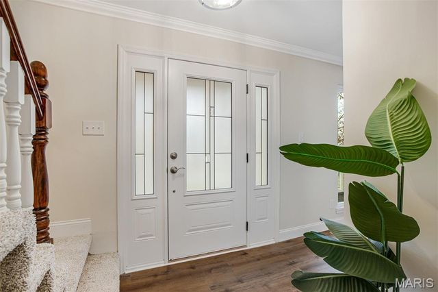 190 Oakbriar Farm Drive, Ballwin, MO 63021