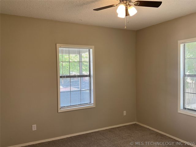 1313 S Quincy Avenue, Tulsa, OK 74120