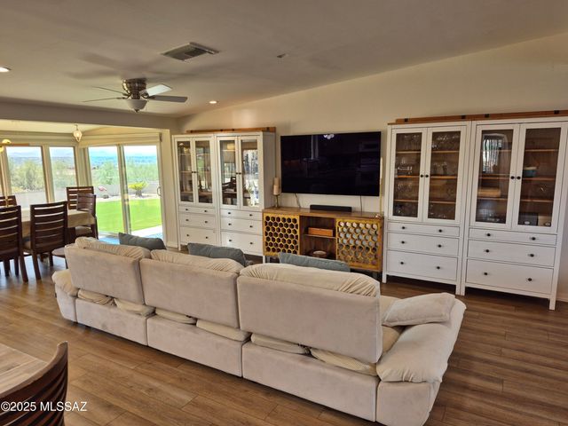 5665 E Camino Del Celador, Tucson, AZ 85750