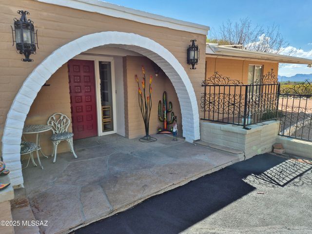 5665 E Camino Del Celador, Tucson, AZ 85750
