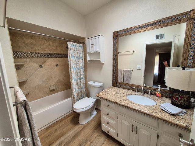 5665 E Camino Del Celador, Tucson, AZ 85750