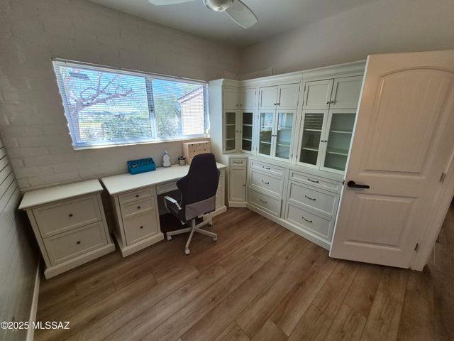 5665 E Camino Del Celador, Tucson, AZ 85750