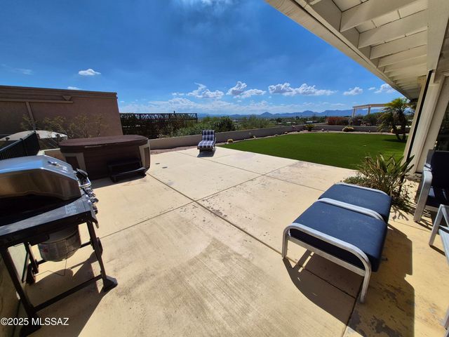 5665 E Camino Del Celador, Tucson, AZ 85750