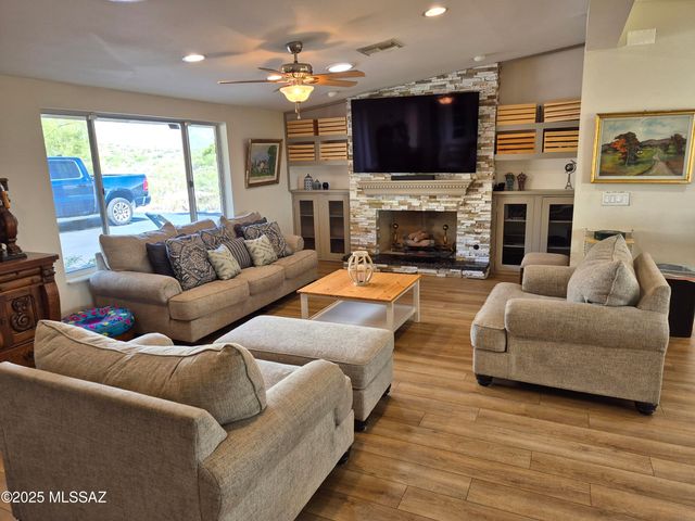 5665 E Camino Del Celador, Tucson, AZ 85750