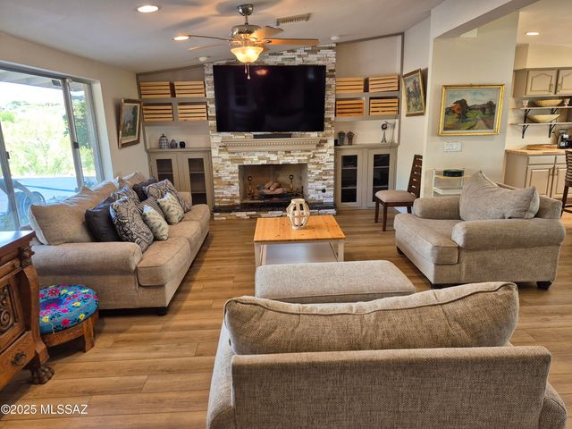 5665 E Camino Del Celador, Tucson, AZ 85750