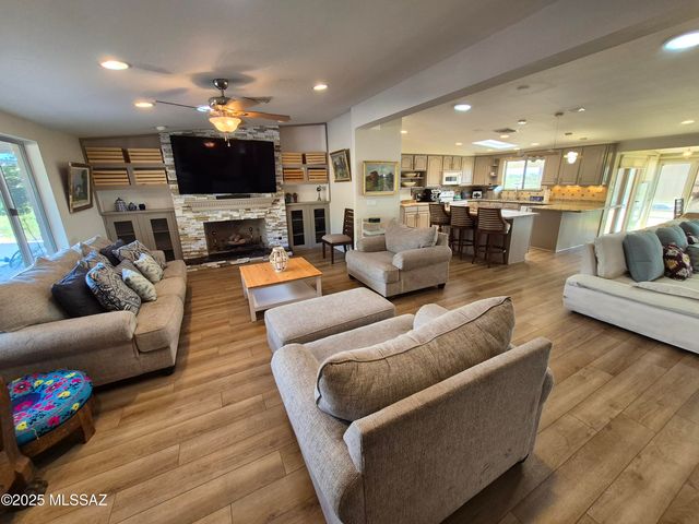 5665 E Camino Del Celador, Tucson, AZ 85750