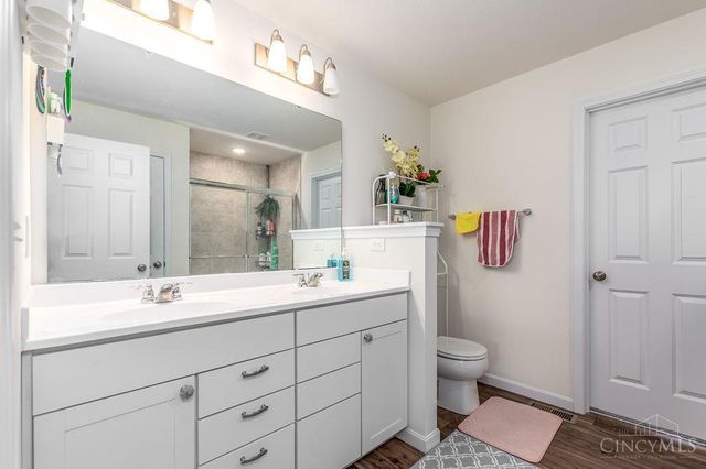 5483 Long Trail Court, Fairfield Twp, OH 45011