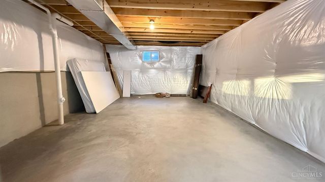 5483 Long Trail Court, Fairfield Twp, OH 45011