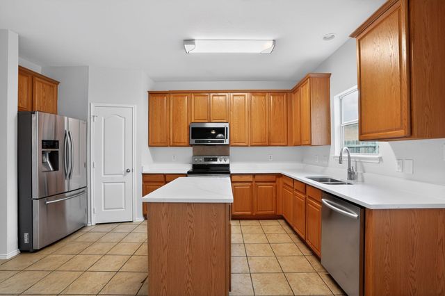 649 Nemitz Street, Crowley, TX 76036