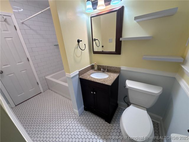 5329 Hampton Road, Fayetteville, NC 28311