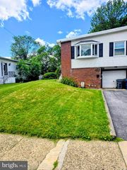 1548 N BIRCHWOOD AVE #, Abington, PA 19001
