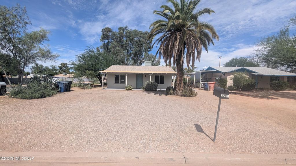 3201 E 24th Street, Tucson, AZ 85713