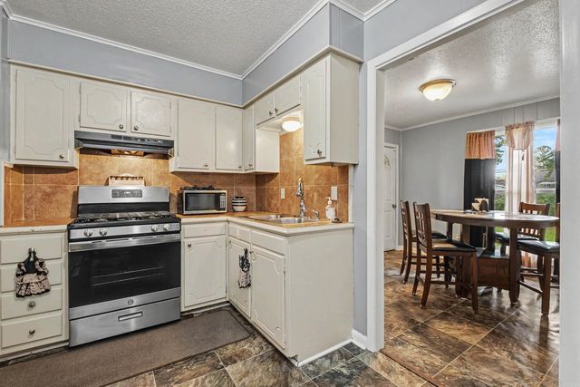 6101 Senate Drive, Little Rock, AR 72209