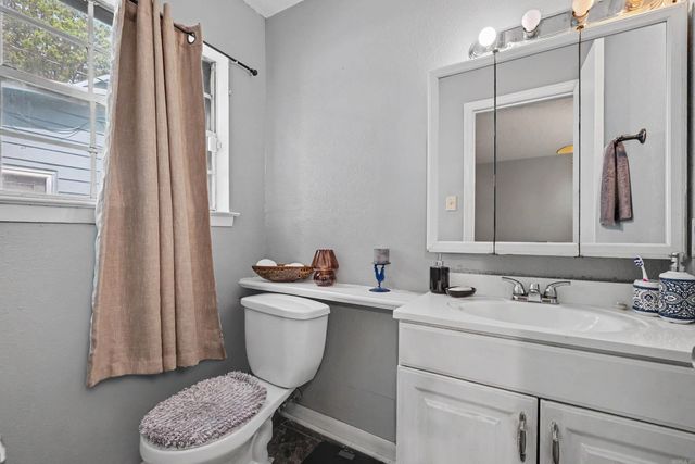 6101 Senate Drive, Little Rock, AR 72209