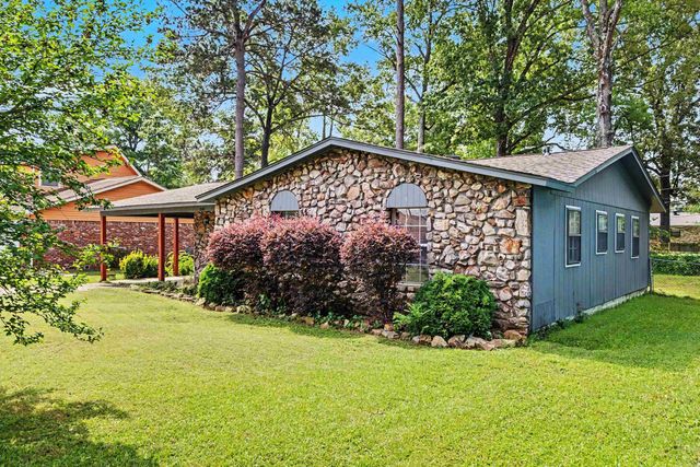 6101 Senate Drive, Little Rock, AR 72209