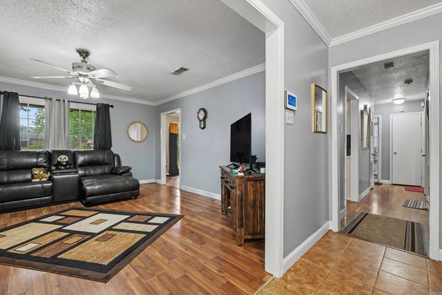 6101 Senate Drive, Little Rock, AR 72209