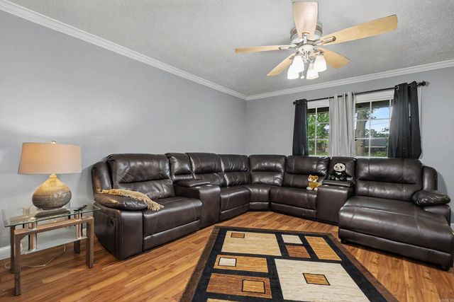6101 Senate Drive, Little Rock, AR 72209