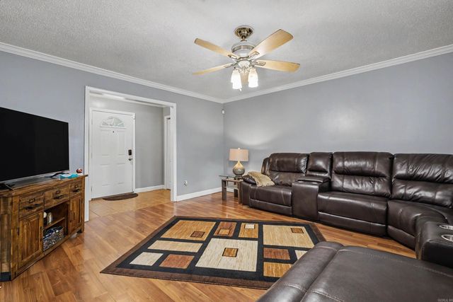 6101 Senate Drive, Little Rock, AR 72209