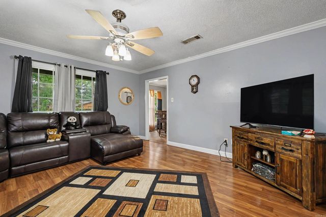 6101 Senate Drive, Little Rock, AR 72209