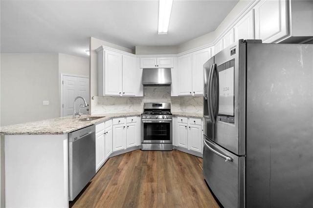 5525 Shepherds Pond, Alpharetta, GA 30004